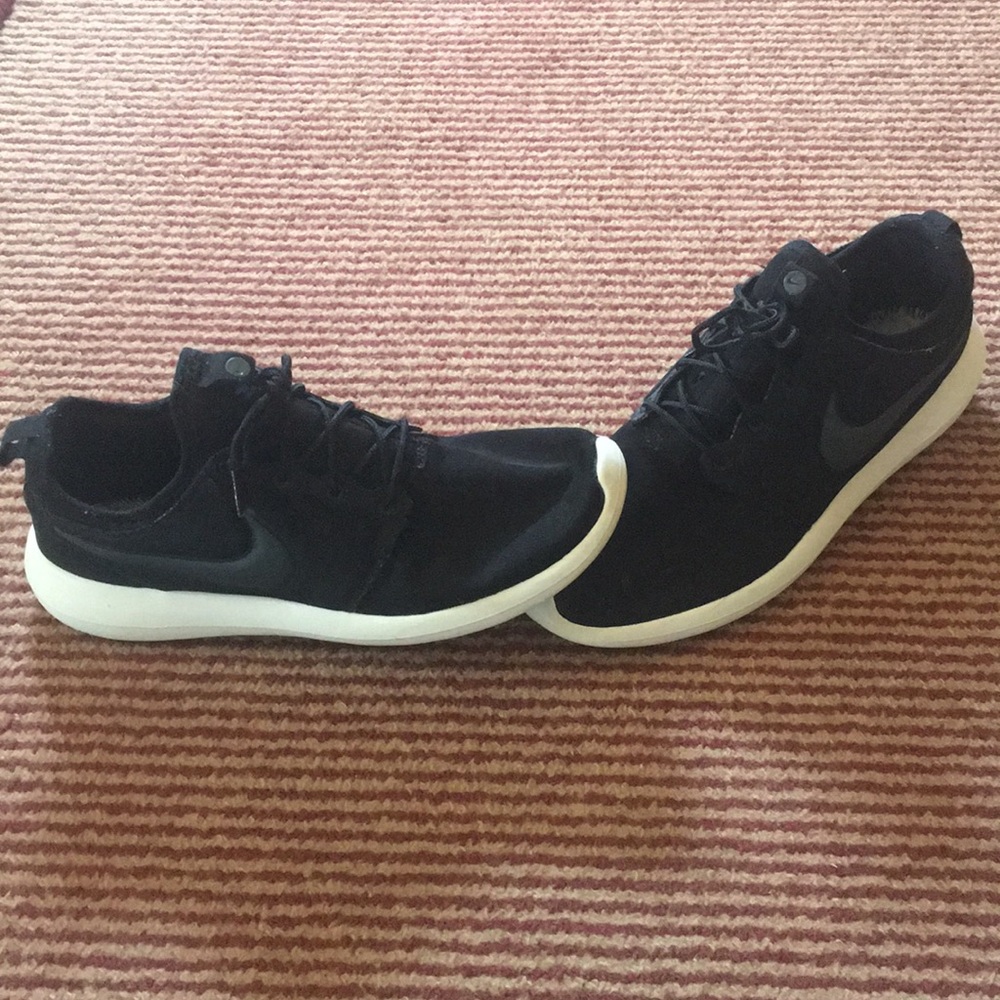 Men’s Nike Roshe Two